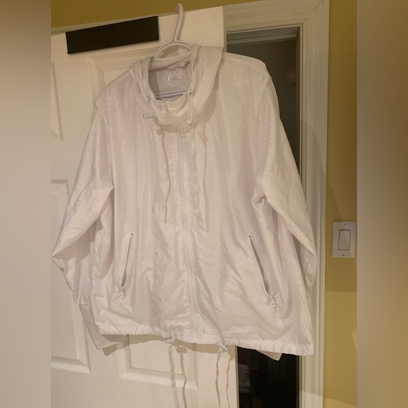 Zyia White Bomber Jacket Size XL and a lg - Picture 3 of 7